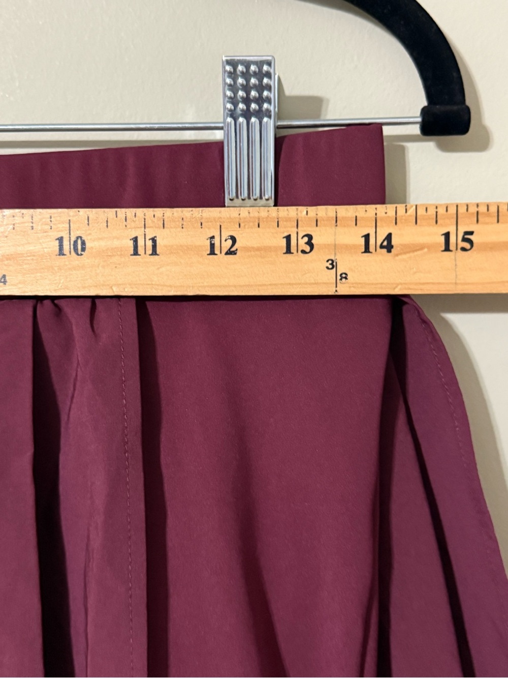 Halara medium High Waisted Pleated 2-in-1 Pocket Adjustable Buckle absorbing new - Picture 6 of 15